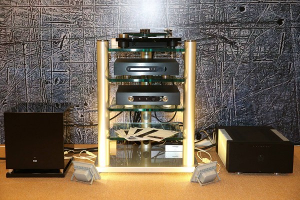 Đầu phát CD Primare CD32, pre-ampli Premare Pre32 include MM30, ampli công suất Primare A32